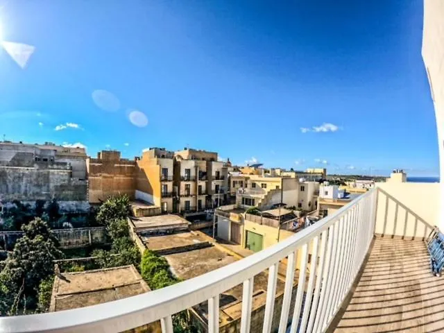 Luxurious 3 Bedroomed Penthouse Apartamento