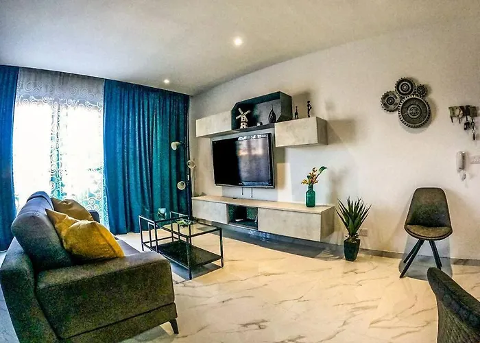 Luxurious 3 Bedroomed Penthouse * Xagħra
