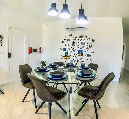 Luxurious 3 Bedroomed Penthouse Apartamento