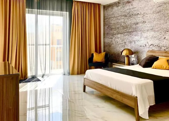 Luxurious 3 Bedroomed Penthouse Apartamento Xagħra